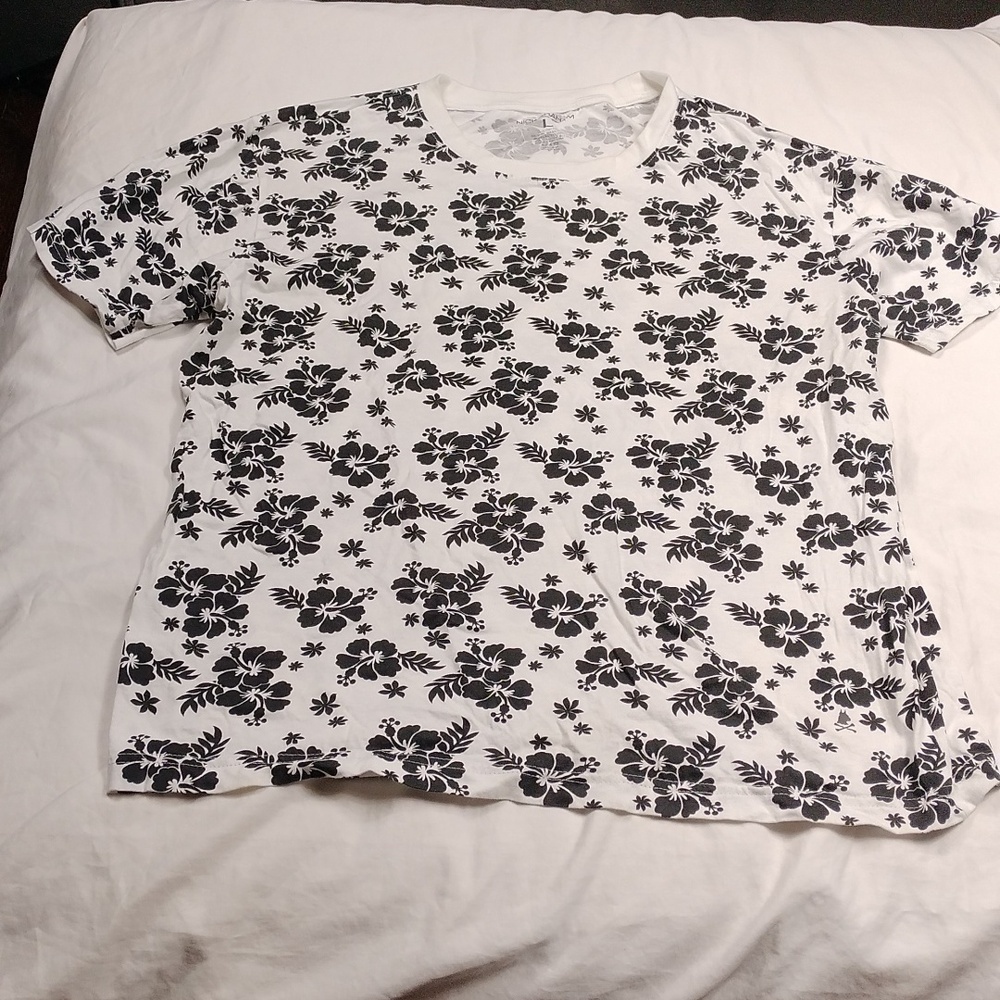 Nick Graham men's t shirt size large